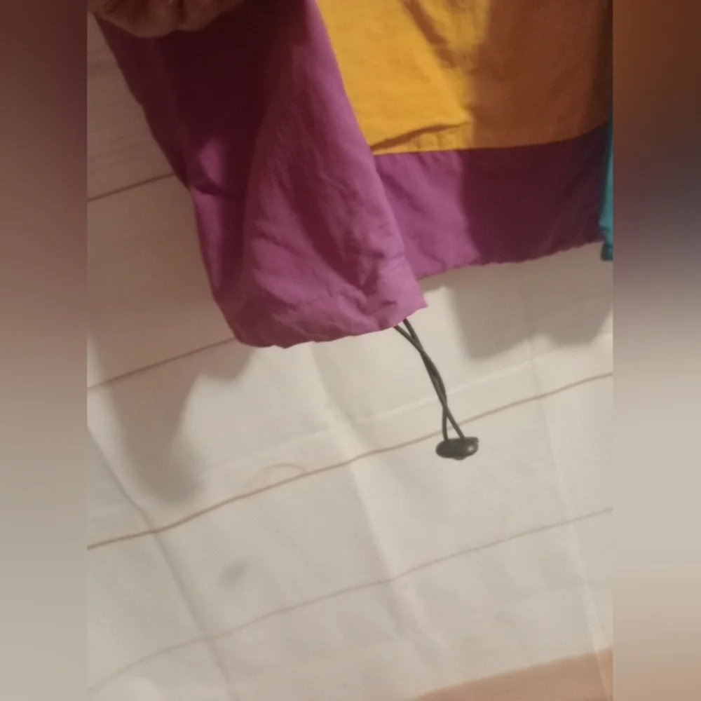 Colorblock Windbreaker Jacket - Picture 7 of 7